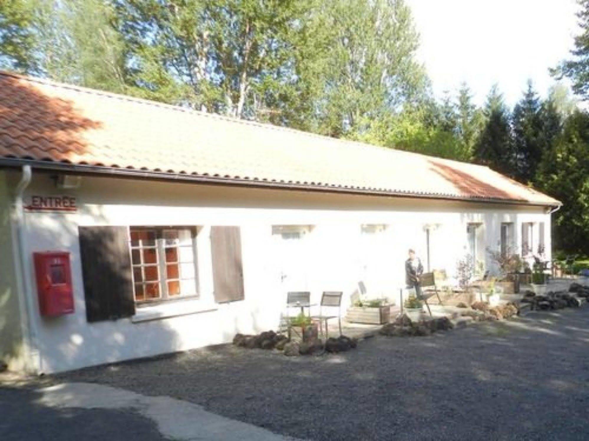 Domaine De La Palle ポンジボー エクステリア 写真
