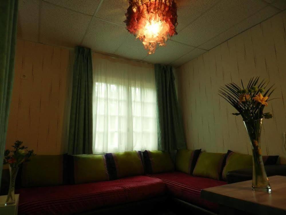 Domaine De La Palle ポンジボー エクステリア 写真